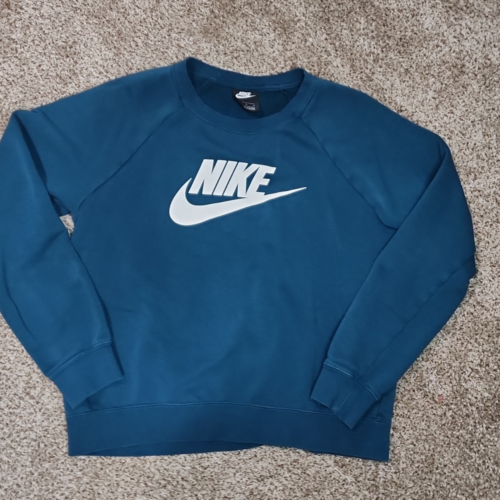 Nike crew neck